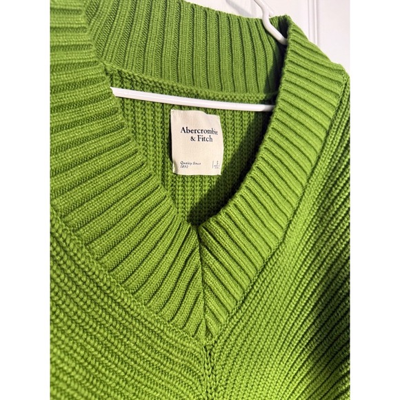 Abercrombie & Fitch V-Neck Sweater Olive Green Knit Pullover Casual Size S - Picture 3 of 3